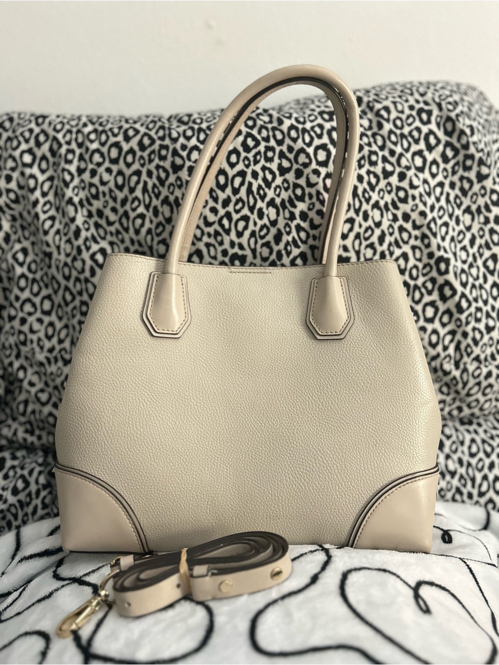 Michael Kors Beige Pebbled Leather Tote with Gold Accent - Picture 2 of 4